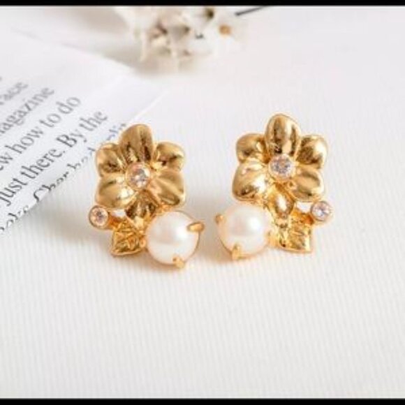 KATE SPADE Scenic Route Hummingbird Convertible Stud Earrings - Picture 2 of 5